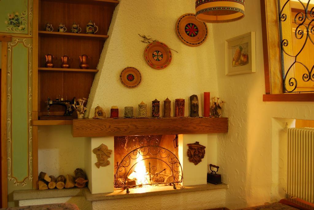 Albergo Villa Cristina Folgaria Exteriör bild